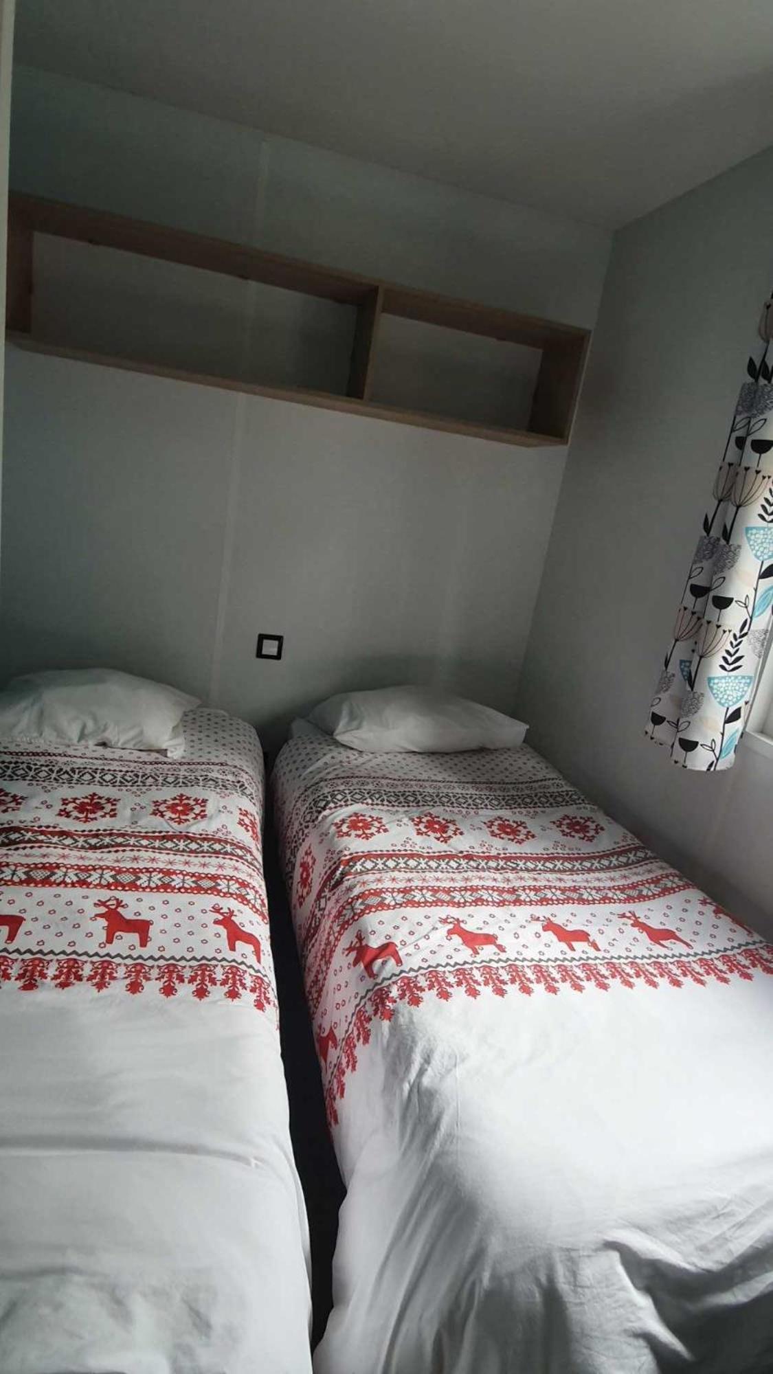 Camping L'Enclave Mobil-Home Estavar Exteriér fotografie