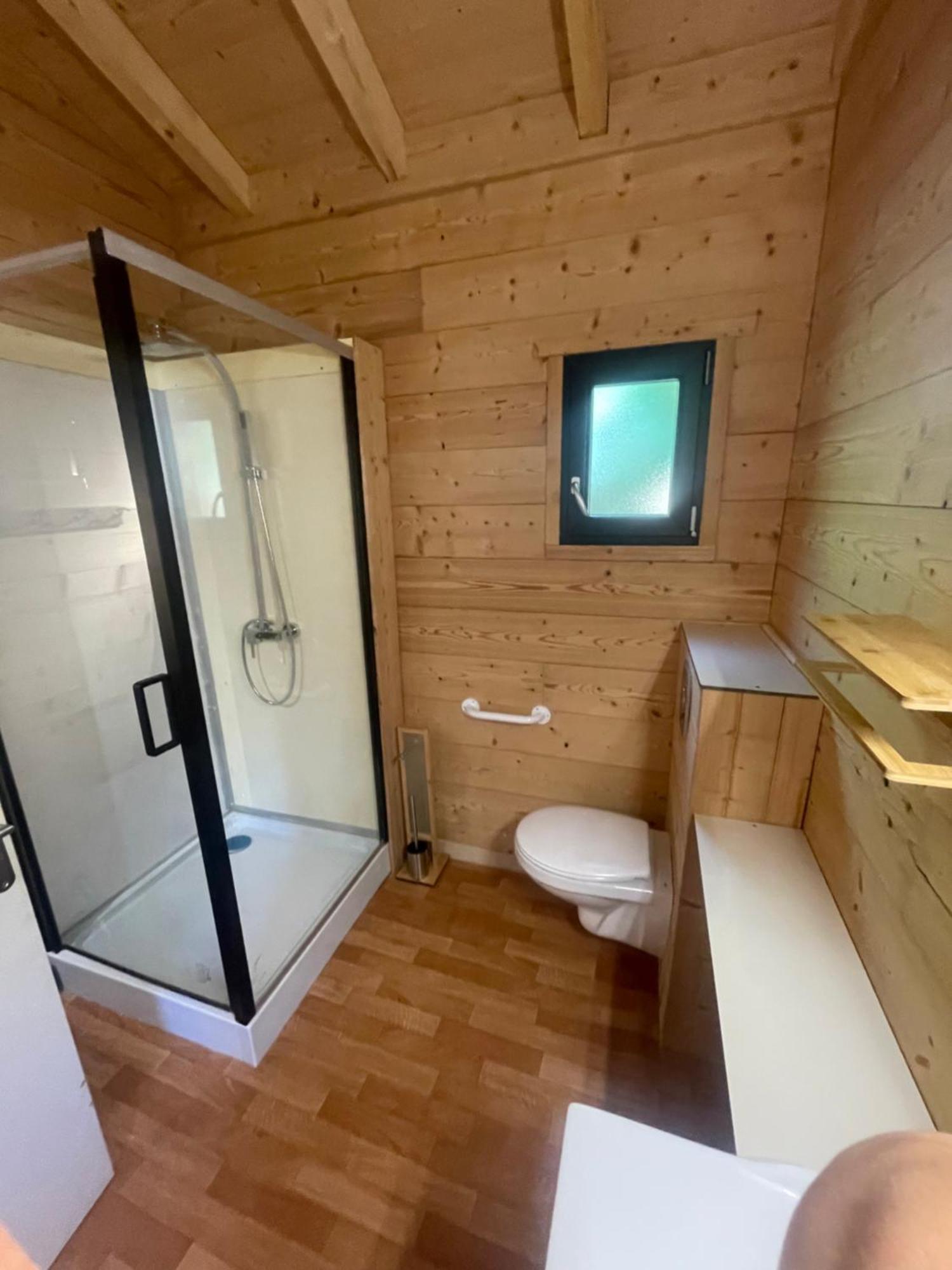 Camping L'Enclave Mobil-Home Estavar Exteriér fotografie