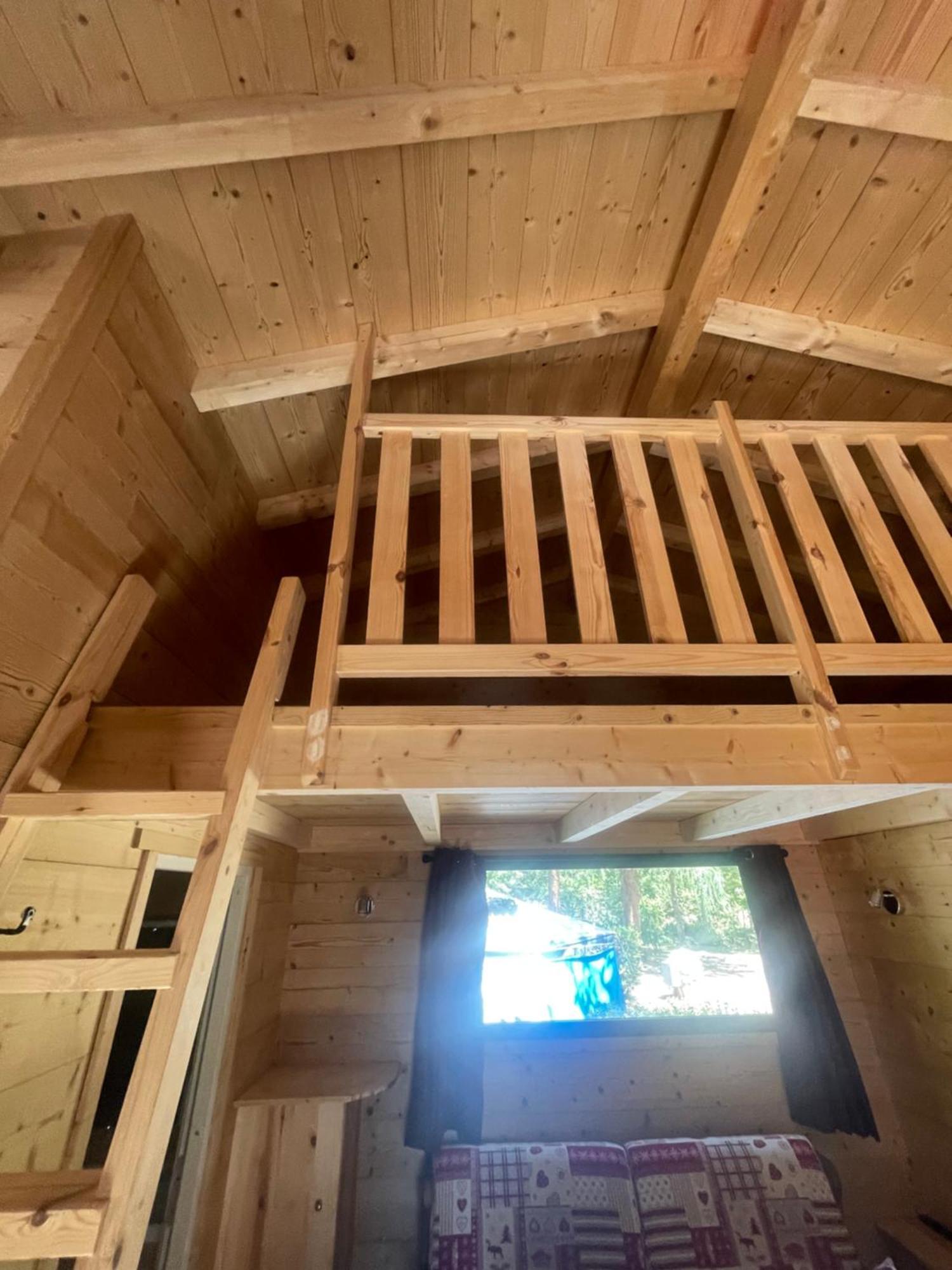 Camping L'Enclave Mobil-Home Estavar Exteriér fotografie