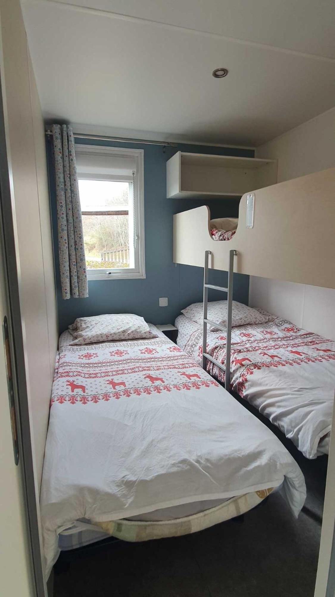 Camping L'Enclave Mobil-Home Estavar Exteriér fotografie