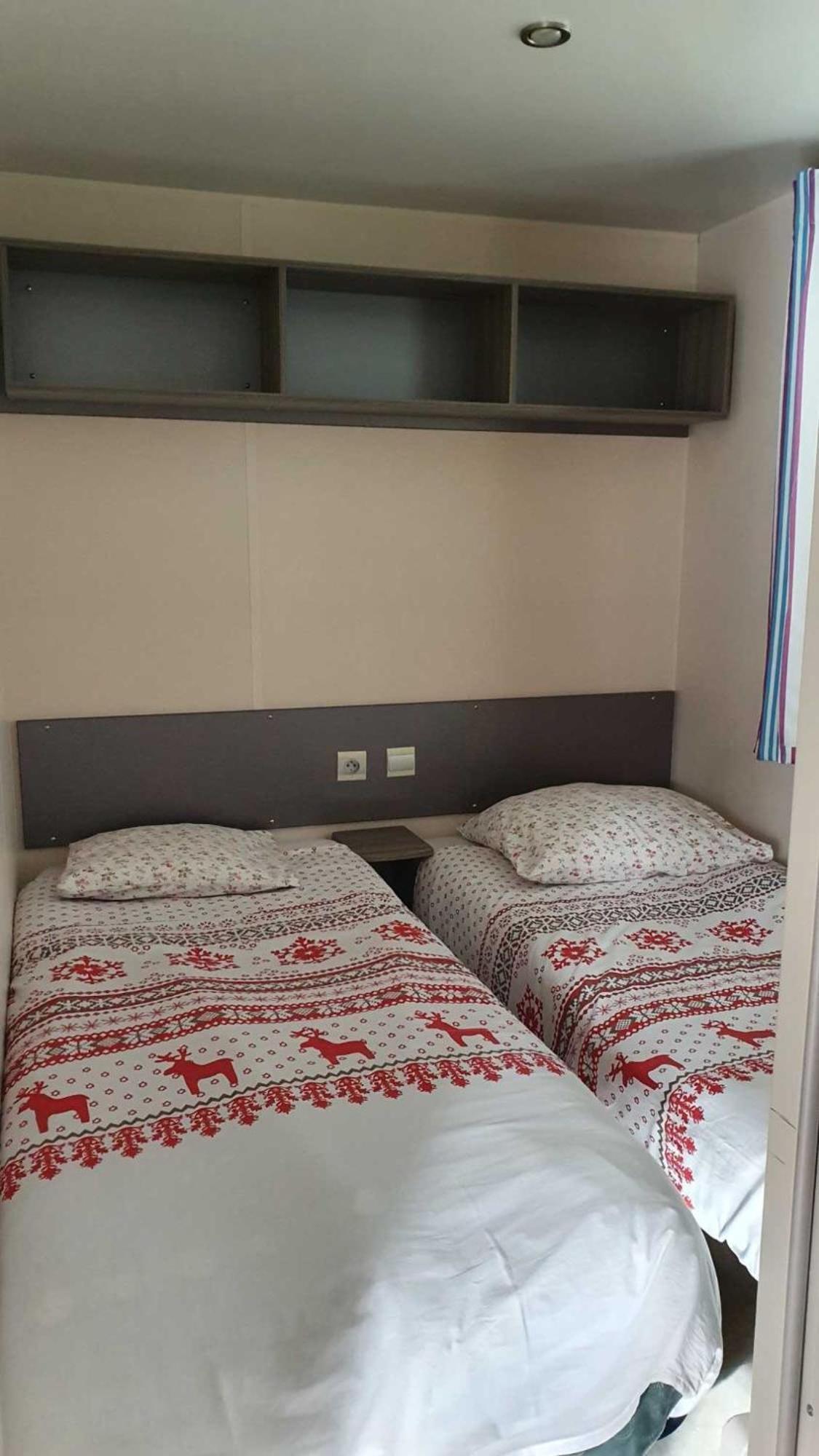 Camping L'Enclave Mobil-Home Estavar Exteriér fotografie