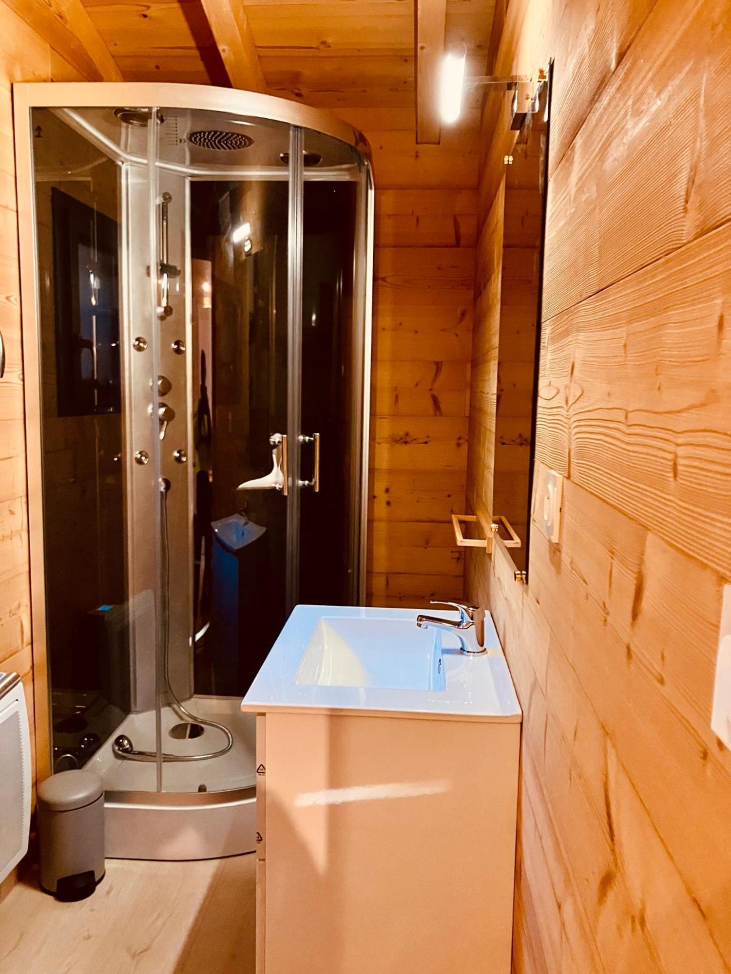 Camping L'Enclave Mobil-Home Estavar Exteriér fotografie